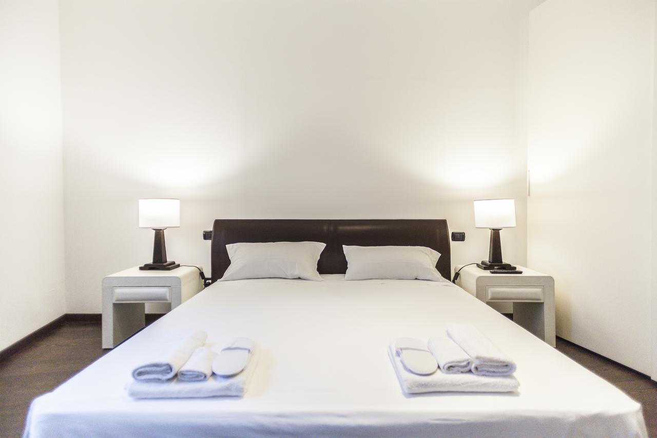 Hemeras Boutique Homes - Design Apartments In Milan Center Екстериор снимка