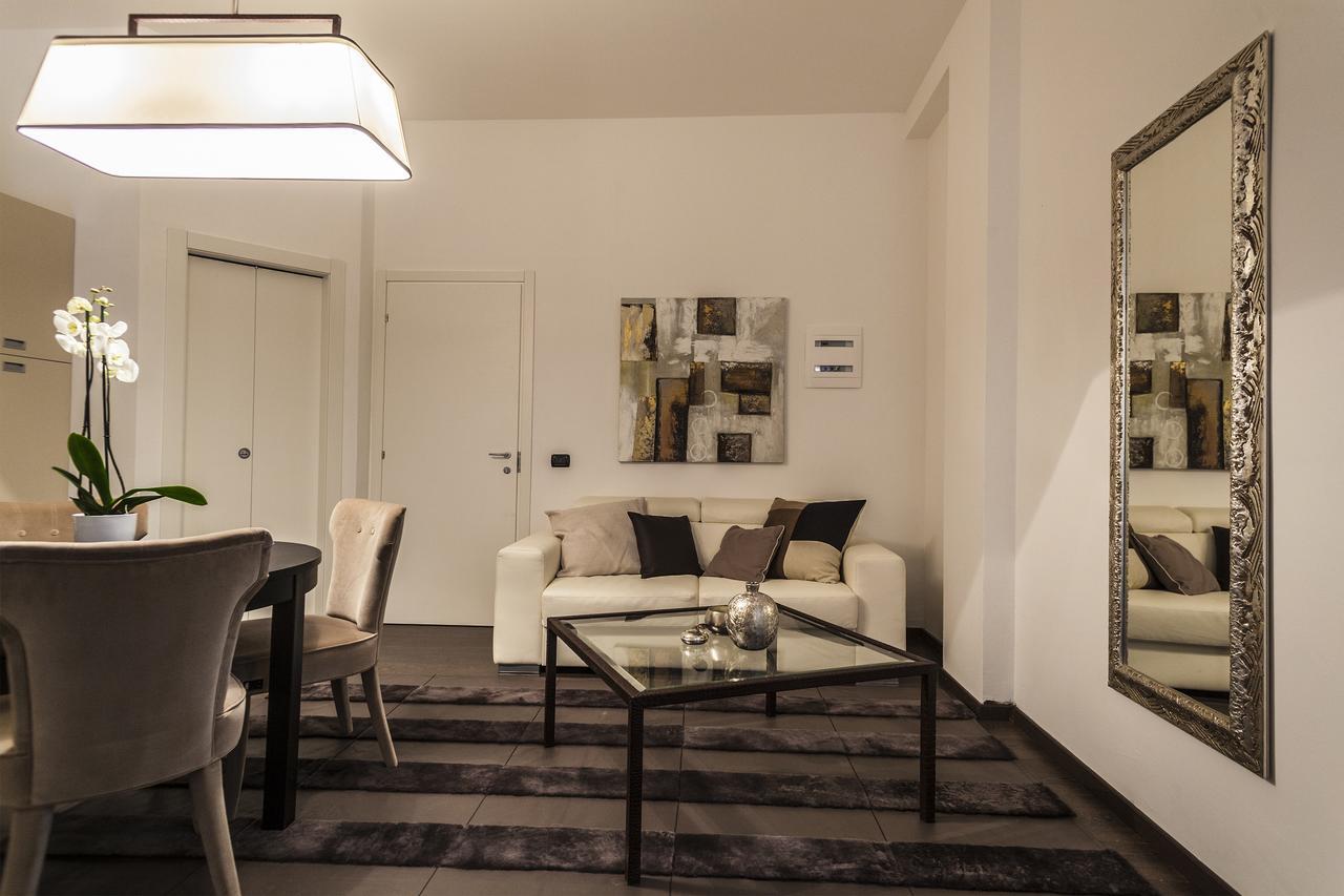Hemeras Boutique Homes - Design Apartments In Milan Center Екстериор снимка