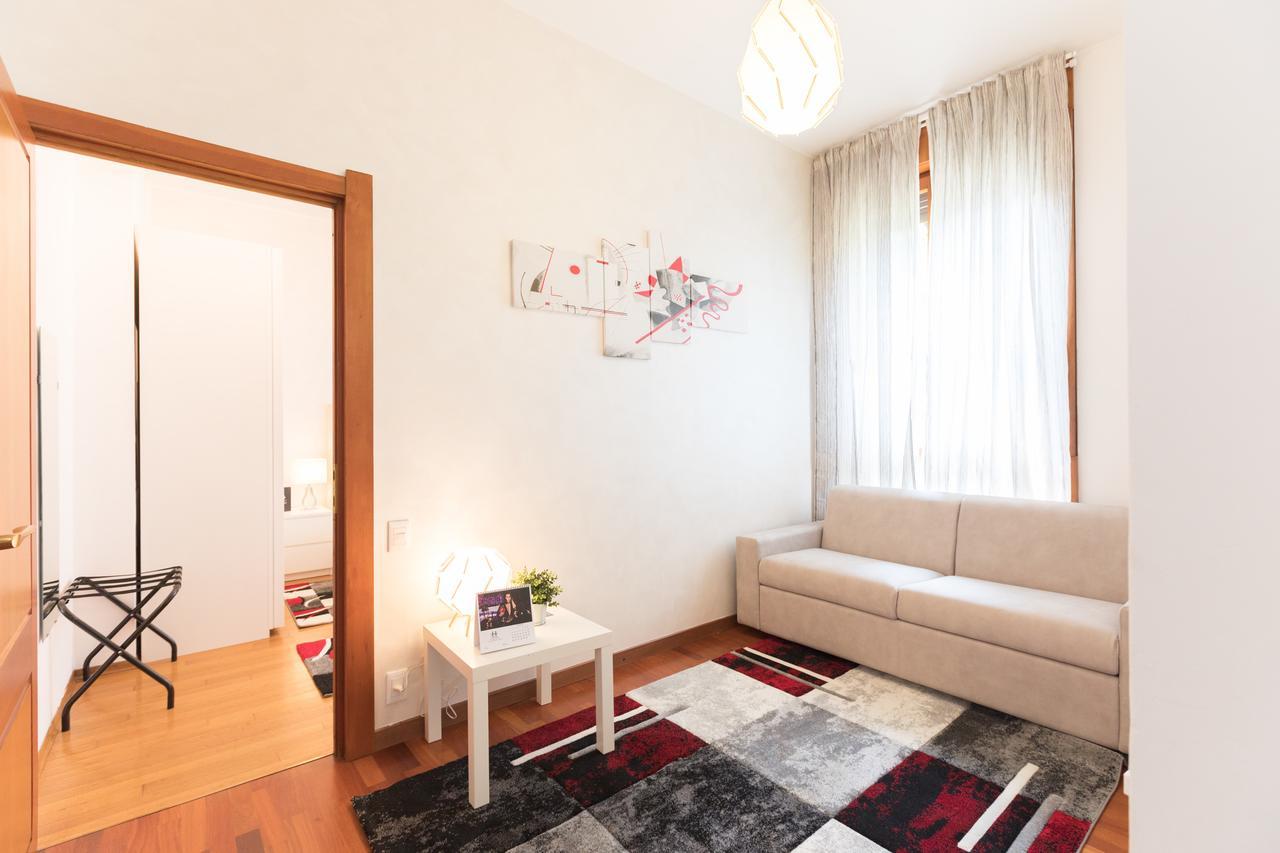 Hemeras Boutique Homes - Design Apartments In Milan Center Екстериор снимка