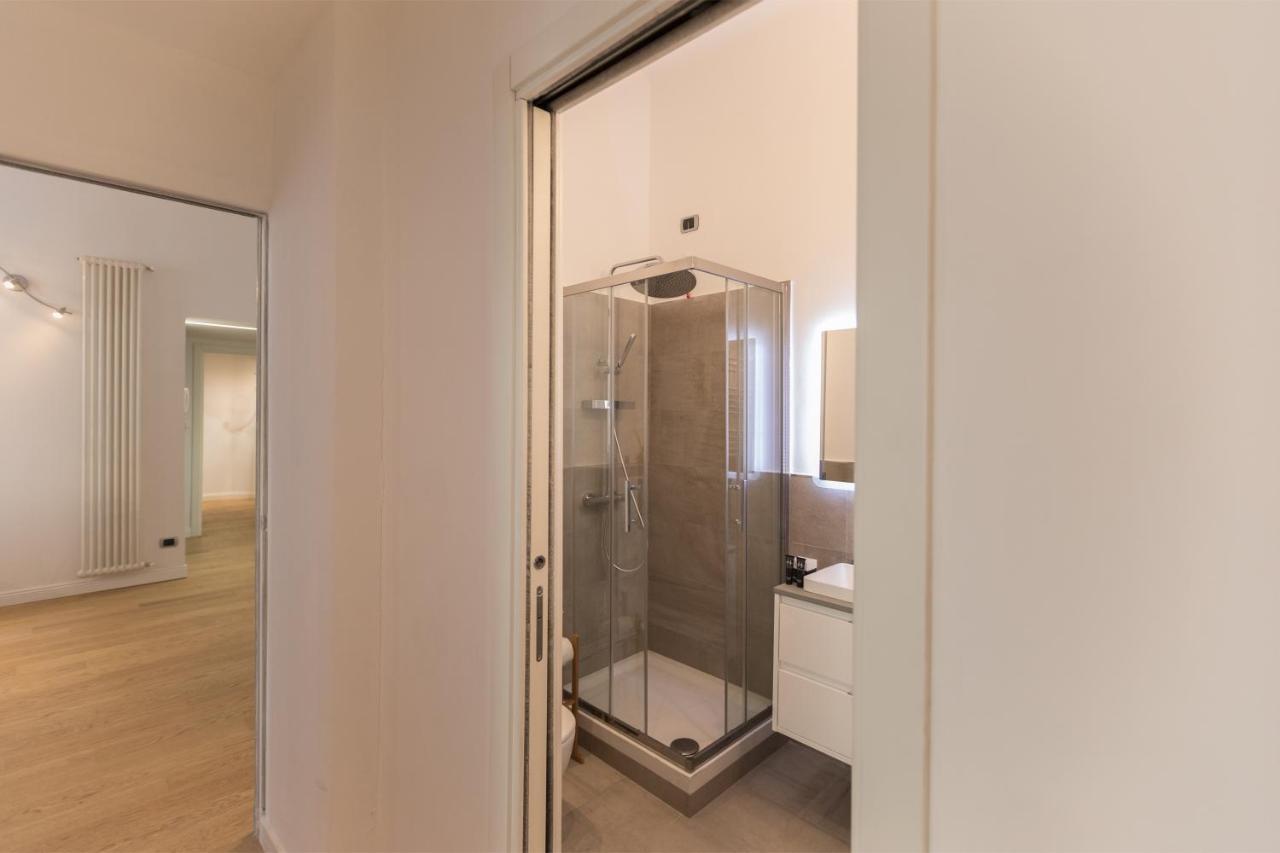 Hemeras Boutique Homes - Design Apartments In Milan Center Екстериор снимка